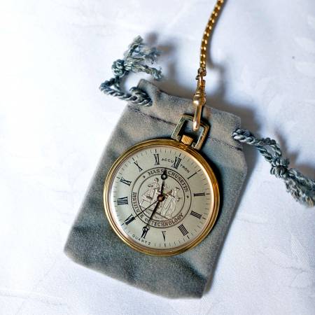 pocket watch to show time of wedding